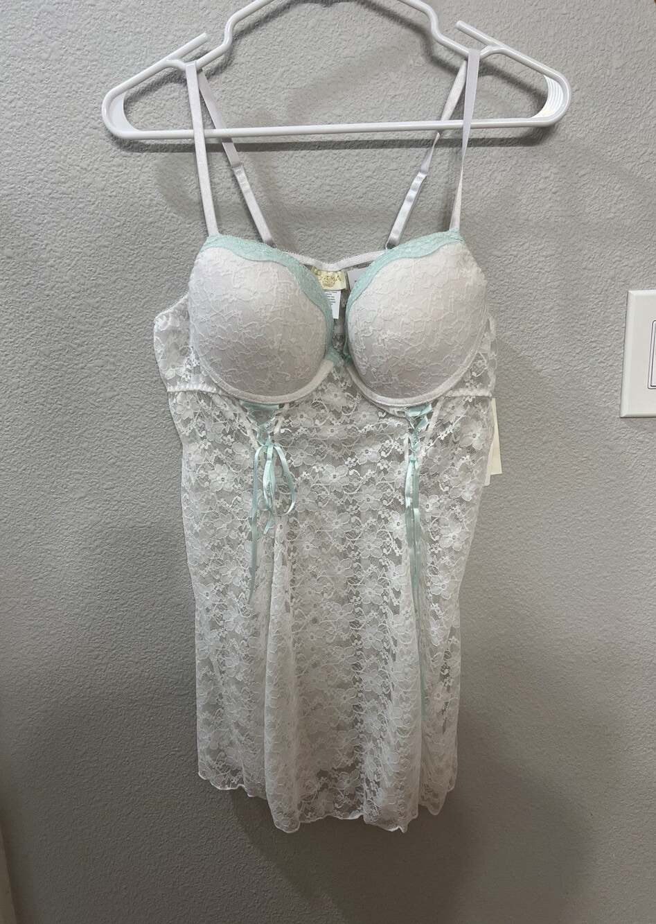 Cinema Etoile XL White Floral Lace Babydoll Chemise Mint Trim Lingerie